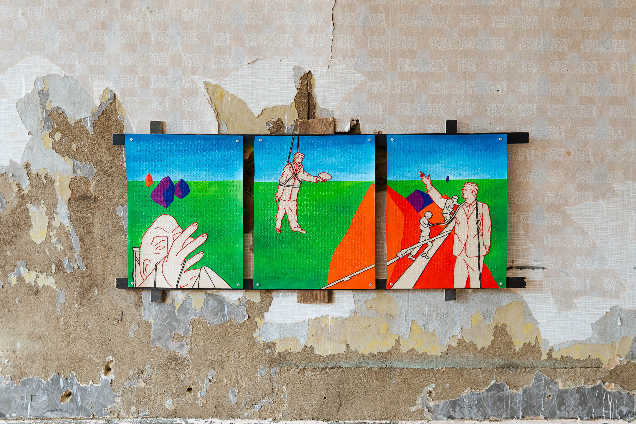 Foto: © Simon Mensger, Ausstellungsansicht: Künstlerstadt Kalbe